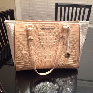 BRAHMIN Medium Tote Bag - Apricot Crandon